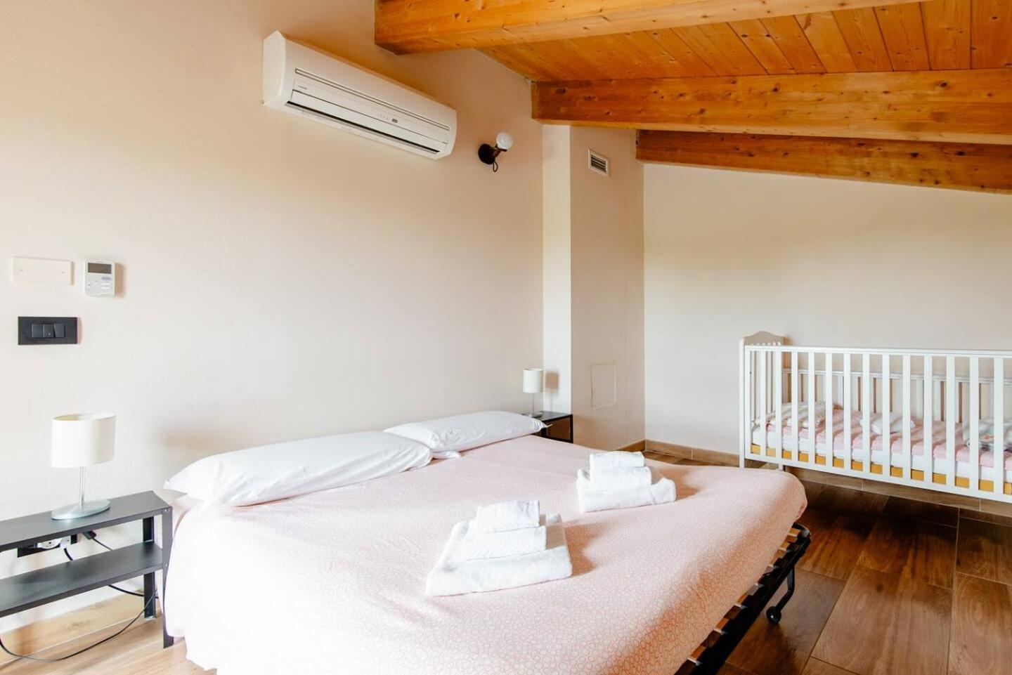 Antico Casale Caroli Hotel Gattatico Exterior photo