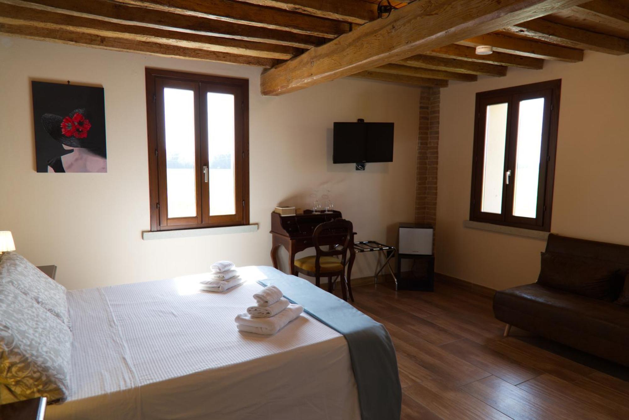 Antico Casale Caroli Hotel Gattatico Exterior photo