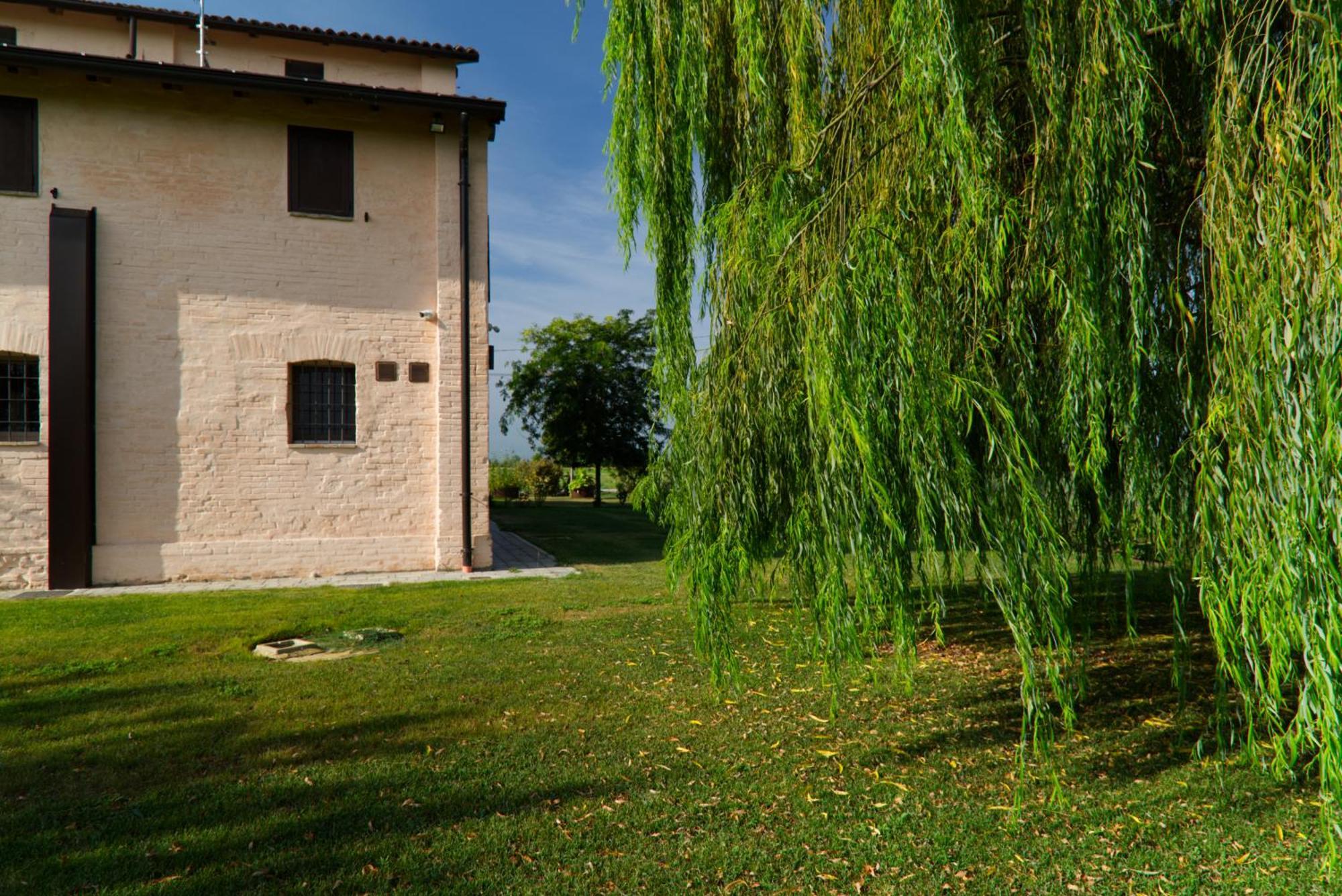 Antico Casale Caroli Hotel Gattatico Exterior photo