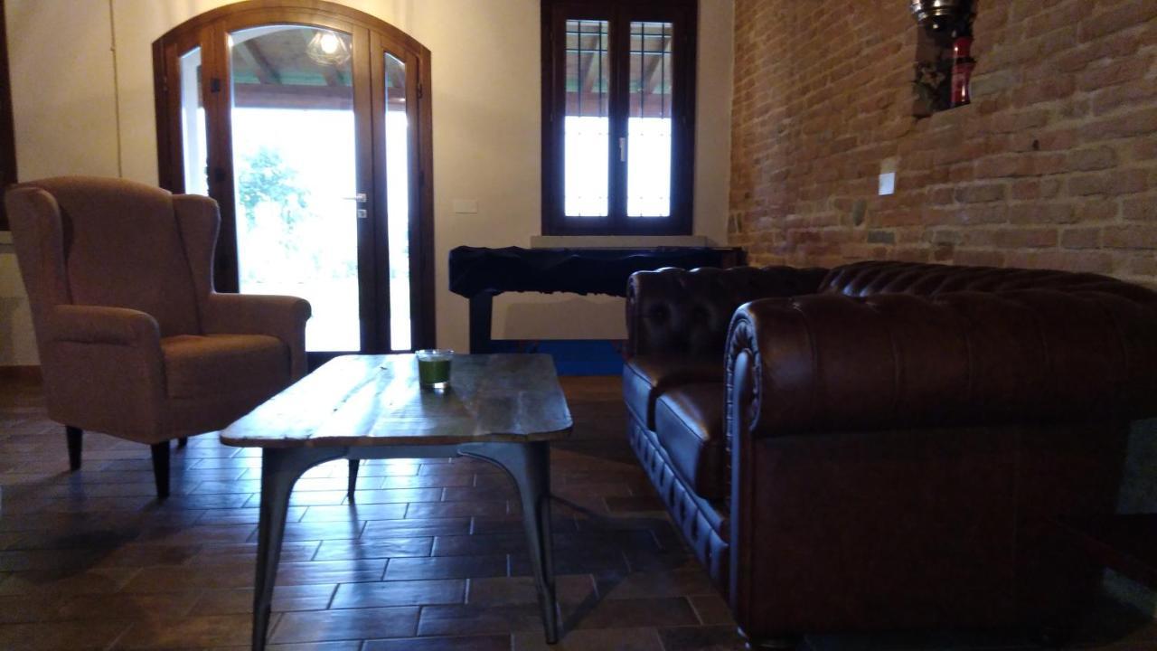 Antico Casale Caroli Hotel Gattatico Exterior photo